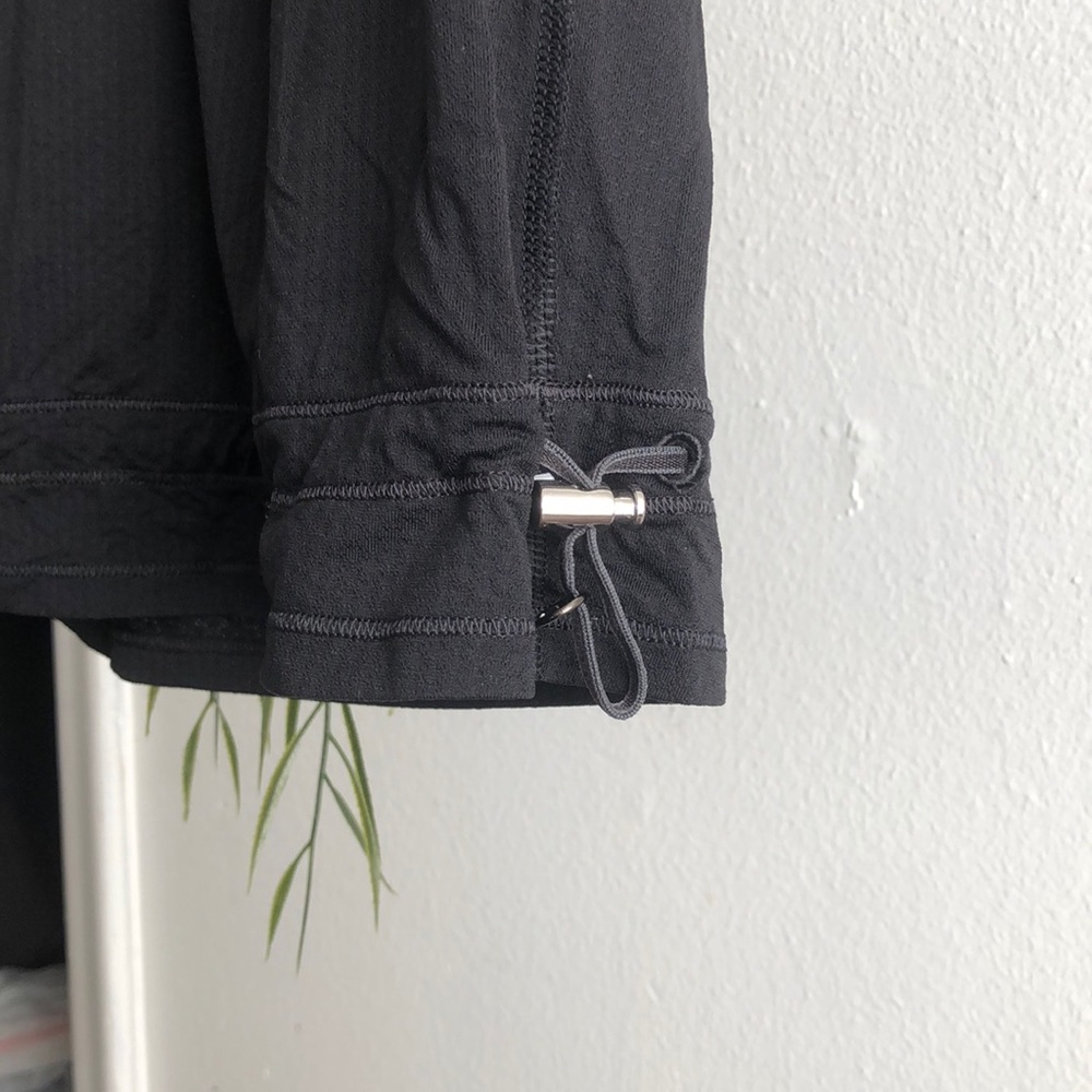 Lululemon pull string tank - Picture 3 of 6